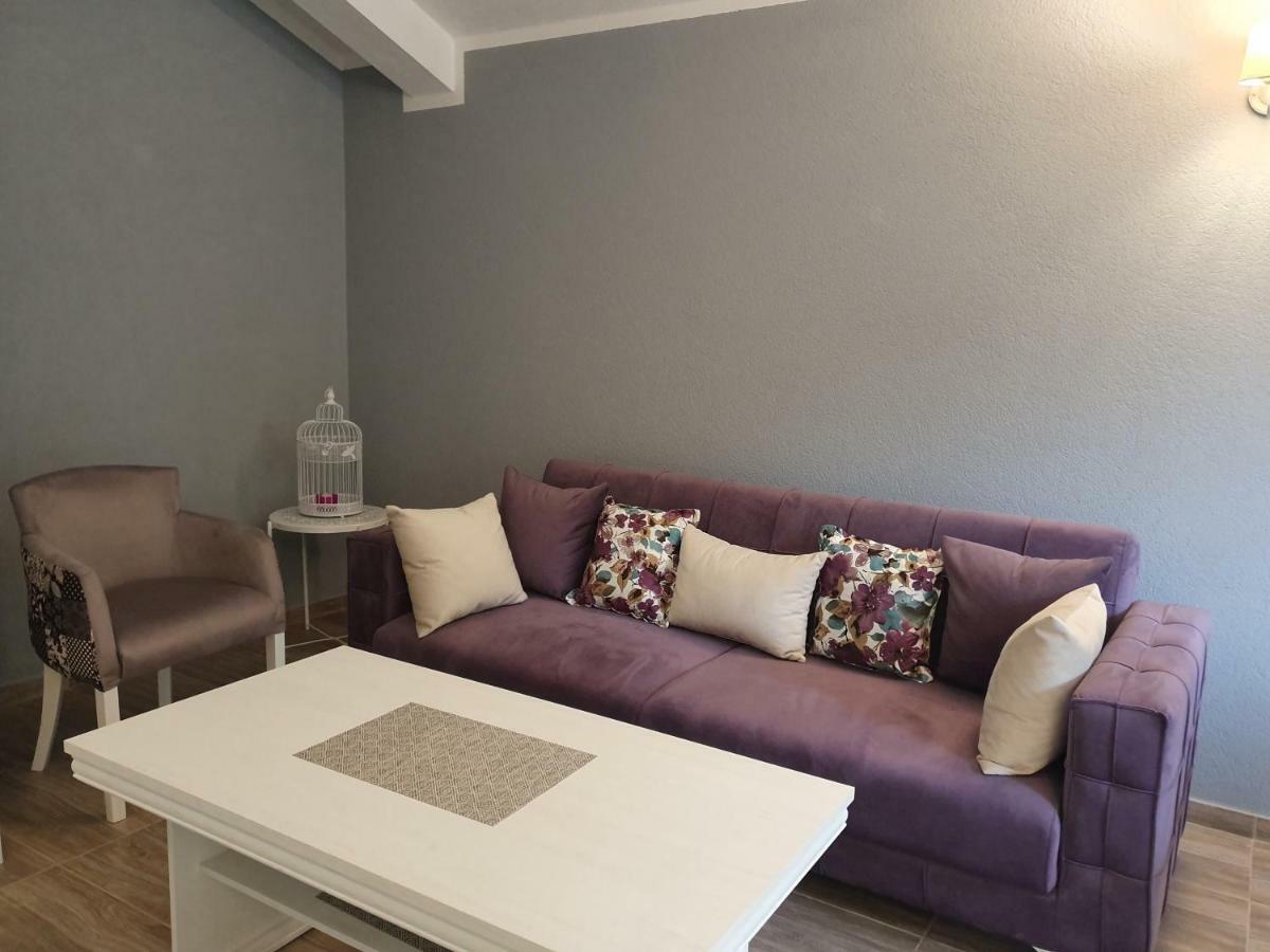 Apartments Kingfisher เวียร์ปาซาร์ ภายนอก รูปภาพ